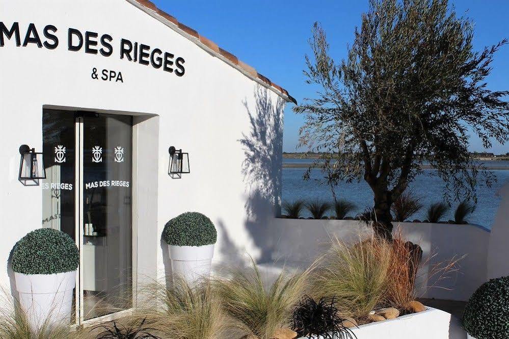 Mas Des Rieges & Spa Сент-Мари-де-ла-Мер Экстерьер фото